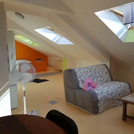Studio Meuble 2eme Etage Sans Ascenceur Avec Machine A Laver Daire *